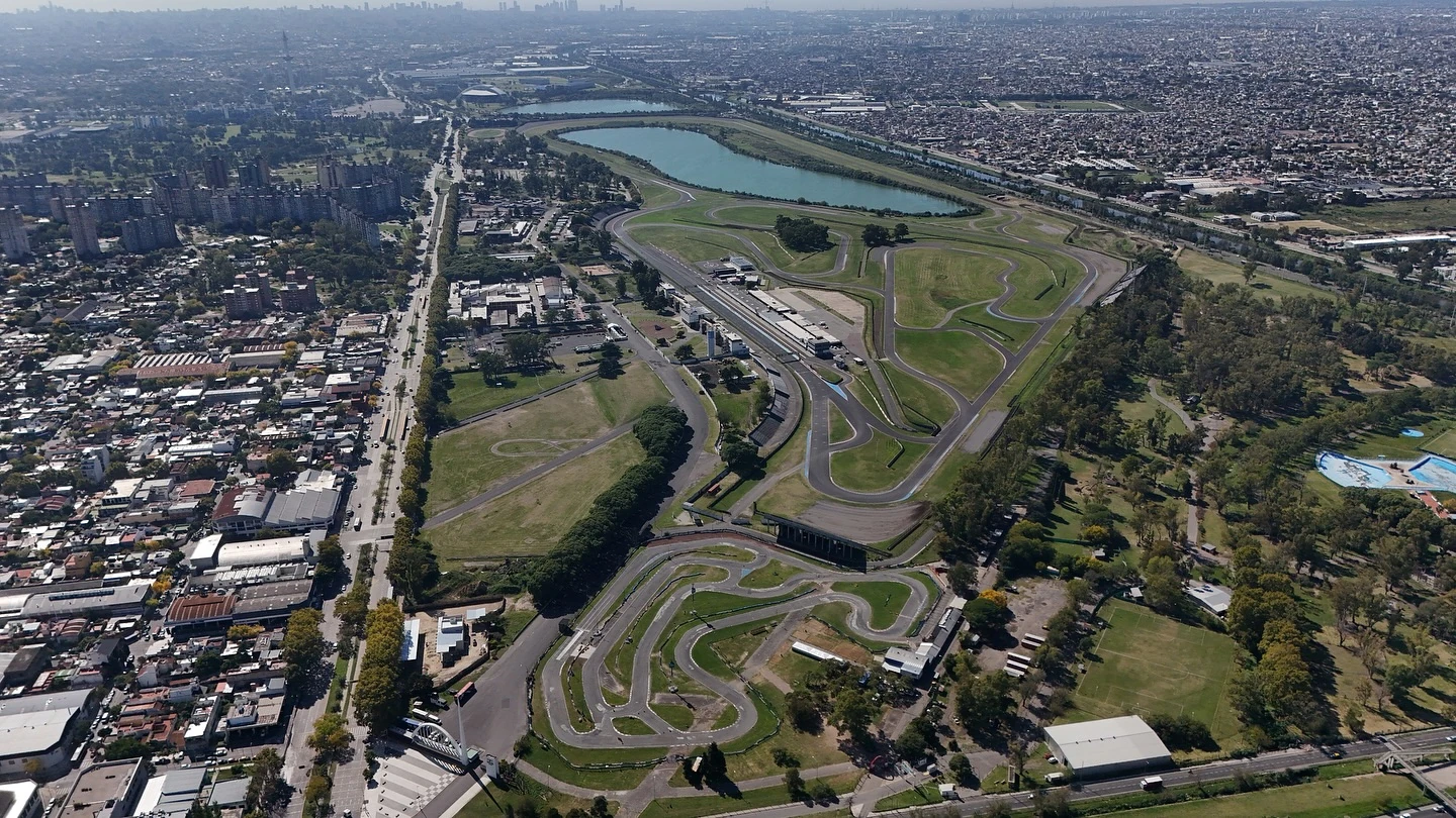 Autódromo Oscar y Juan Gálvez